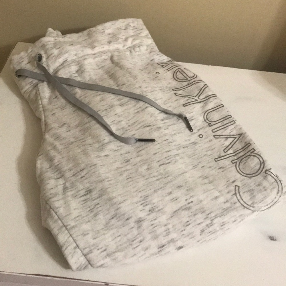 Women’s Calvin Klein Capri Sweatpants